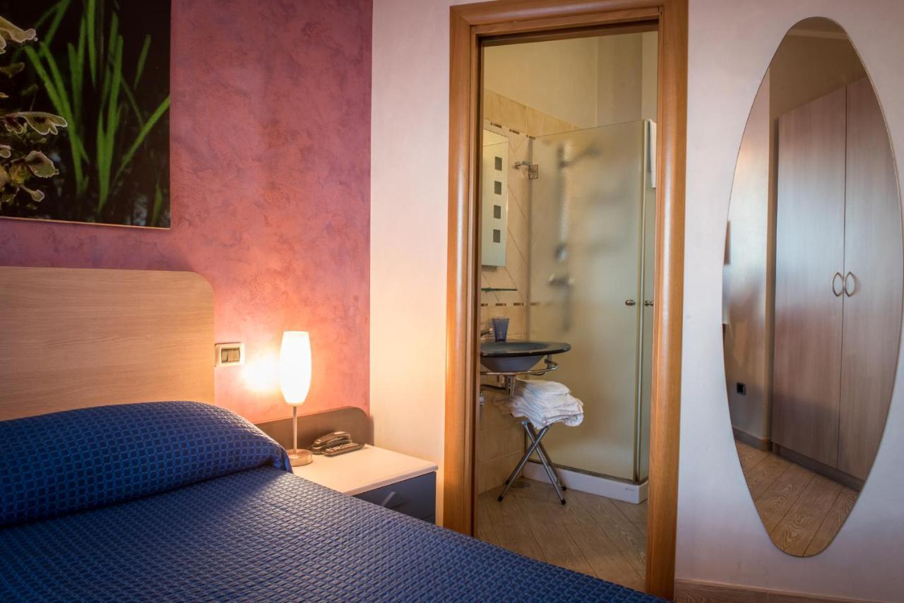 Hotel Mirage 3*